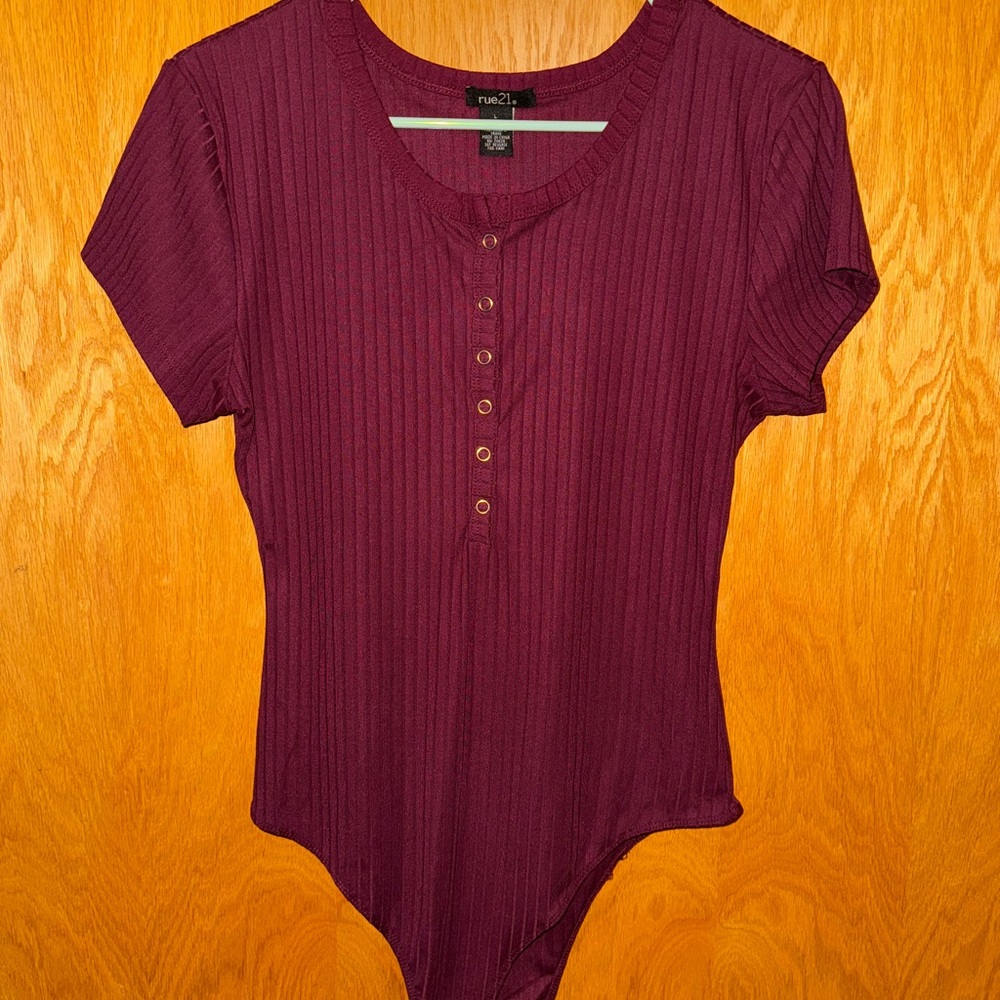 Rue21 Ribbed Maroon Bodysuit